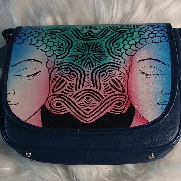 Buddha Leather Messenger Bag - Picture 6 of 9